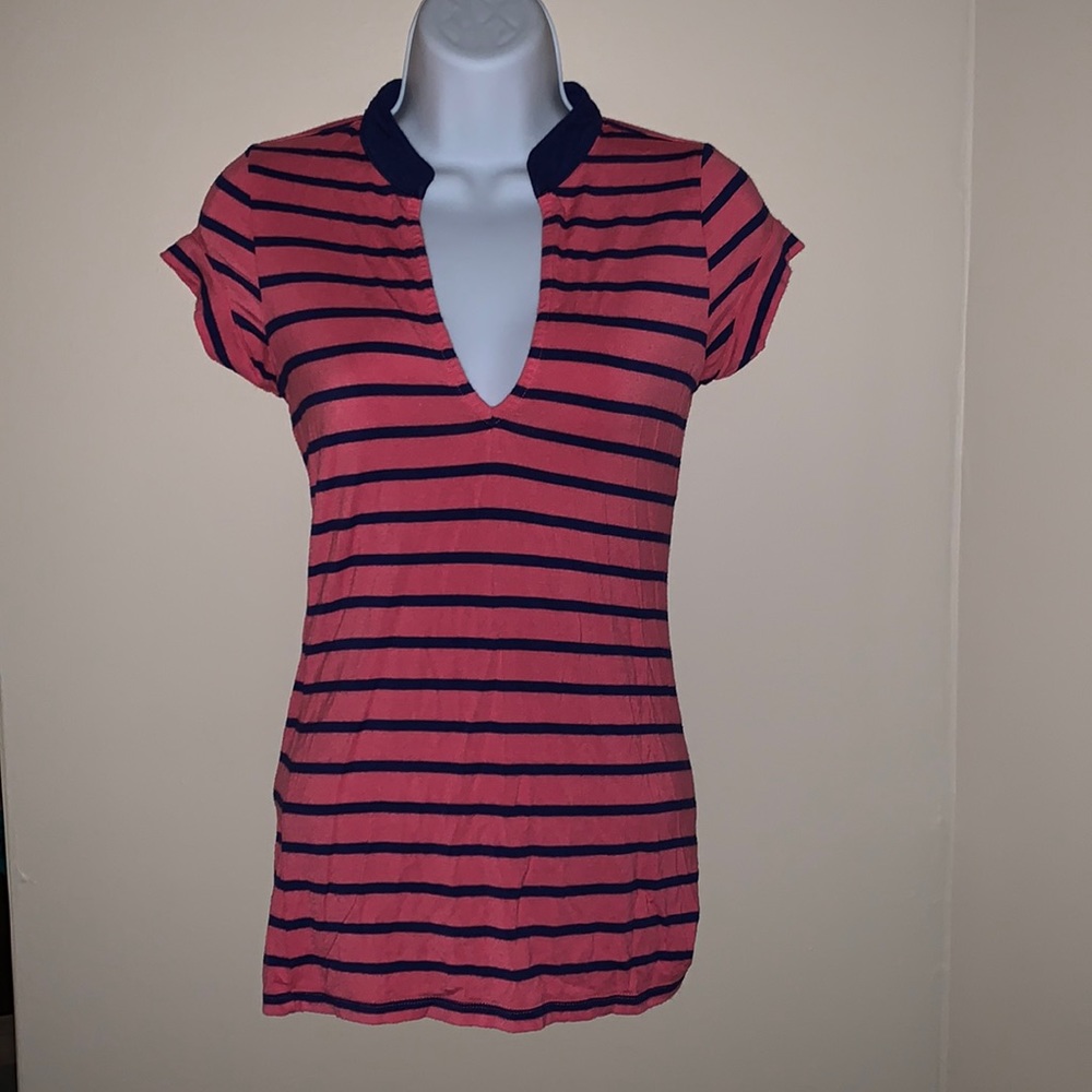 Guess top